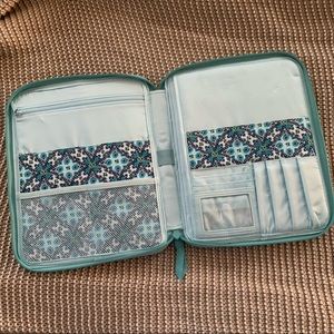 Vera Bradley Tablet Tamer Organizer